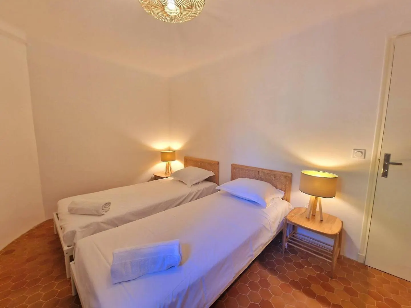 Villa Marguerite T3 Vue Mer Bandol Apartment
